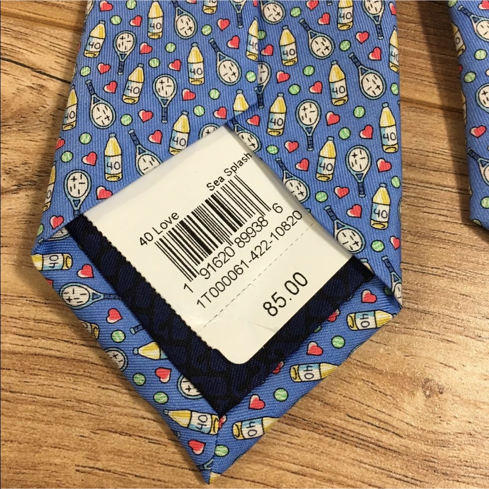 vineyard vines 40 Love Sea Splash 100% Silk New - Picture 3 of 3